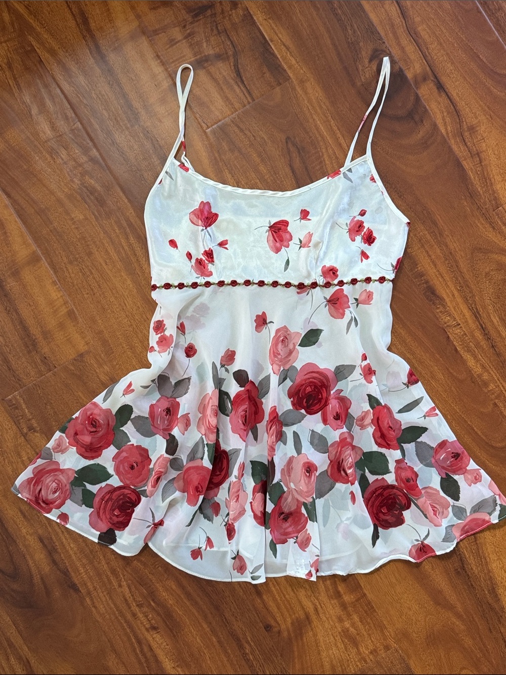 Vintage 90s Y2K Babydoll Cami Slip Dress - Red Rose print and embroidered rosett